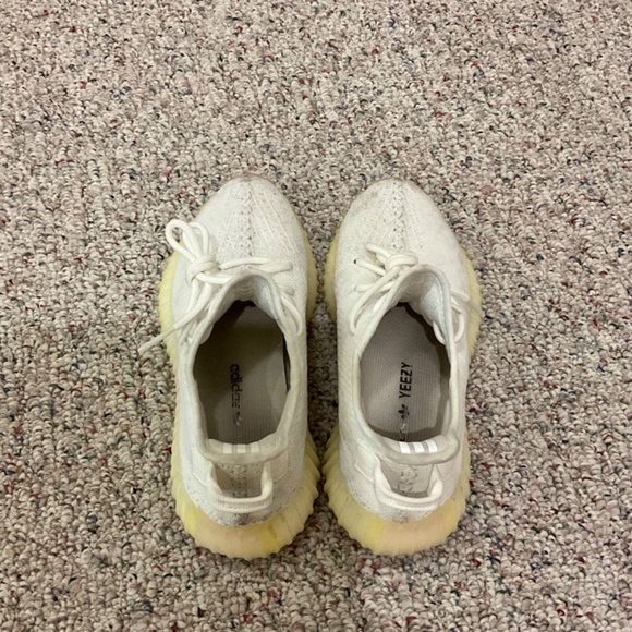 Yeezy Boost White Sneaker - Picture 8 of 9